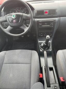Škoda Octavia Tour 1,6i 75kw, klima/ 78000km / CEBIA - 5