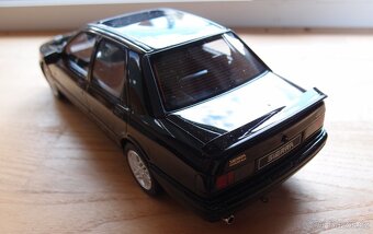 Model ford sierra cosworth 1:18 - 5