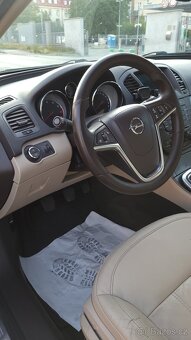 Opel Insignia 1.8i - 5