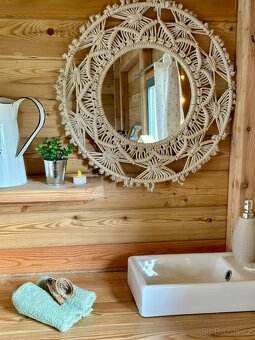 Prodej zahrady s dřevěným Tiny House - 5