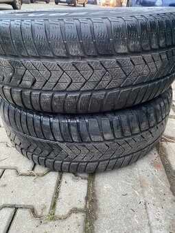 245/50/19 zimní runflat - 5