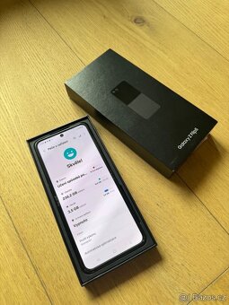 Samsung Galaxy Z flip 5 256GB sedy - 5