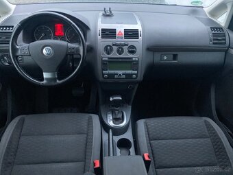Volkswagen Touran, 2,0 TDi, automat DSG, vyhř.sedadla - 5