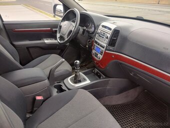 Hyundai Santa Fe 2,2 CRDI 4X4 - 5