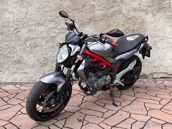 Suzuki Gladius ABS 2010, najeto 43000km - 5