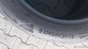 Prodám 2 x letní pneu Continental 235/45/18 - 5