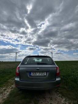 ŠKODA SUPERB COMBI 2.0 TDi 103 kw - 5