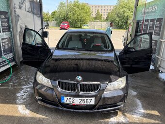 Bmw E90 320i - 5
