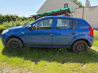 Prodám Dacia Sandero 1,4 benzin 2009 - 5