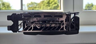 AMD Sapphire Radeon RX 6700 XT Nitro+ - 5