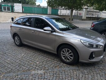 Hyundai i30, Hyundai i30 Trikolor 1.6 CRDI - 5