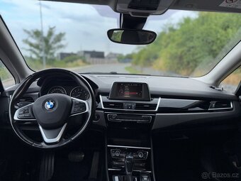 BMW 218i active tour - 5