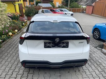 Prodám MG 4 Electric r,v,10/2022 125 KW baterie 54 KWh DPH - 5