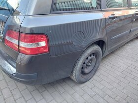 Fiat Stilo 1.6    77 KW - 5