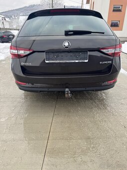 Škoda Superb Combi 2.0 - 5