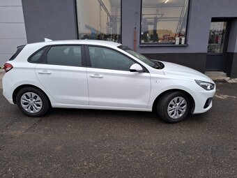 Hyundai i30 1.0i BENZIN r.22 43000km po1.majiteli PLNÝSERVIS - 5