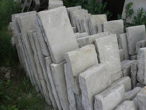 stará kamenná dlažba 17 m2 - 5