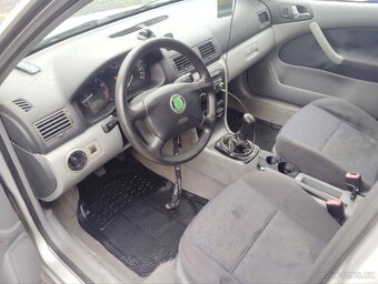 Prodám Škoda Octavia 1.6 74 kW R.V. 1999 12 měsic - 5