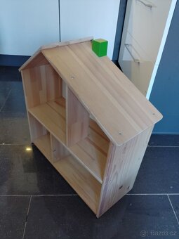 Ikea FLISAT polička, domeček pro panenky - 5