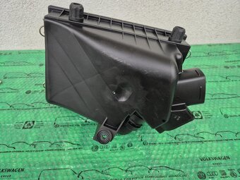 vzduchový filtr kompletní Škoda Felicia 1.3mpi 6U0129607B - 5