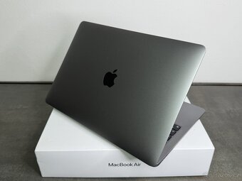 MacBook Air 13'' 2020 / M1 / 8GB / 256GB SSD / Space Gray - 5