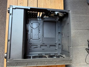 PC Bedna Cooler Master MasterBox MB600L V2 Steel - 5
