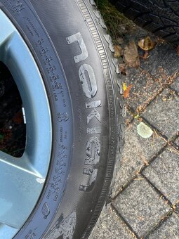 Nokian zimní pneu+VW/Audi alu R16 - 5