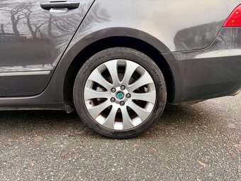 Škoda Superb 2.0TDI 103KW DSG ELEGANCE - 5