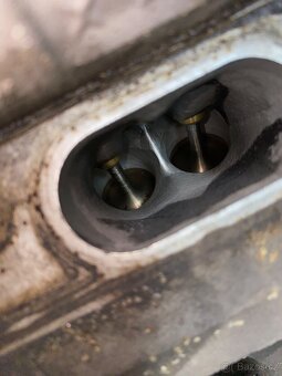 Motor BMW M52B28 - 5