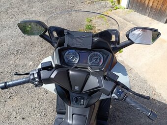 Honda Forza 125 r.v.2023 6400km - 5