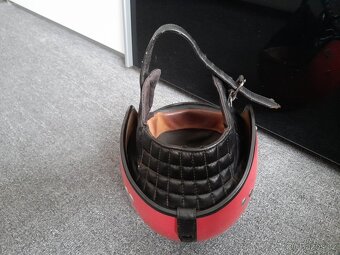 Stará retro helma kokoska - 5