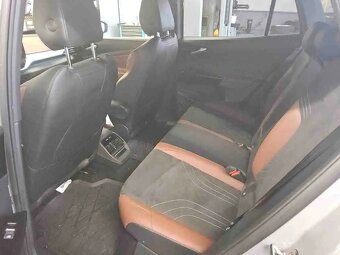 Volkswagen ID.4 Tech 150kw/matrix/tepelko/panorama/360°kamer - 5