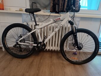 Horksé kolo 26, Dirt Mongoose Fireball - 5
