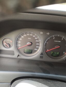 Volvo V 70 2.4 D r.v.12/2005 - 5