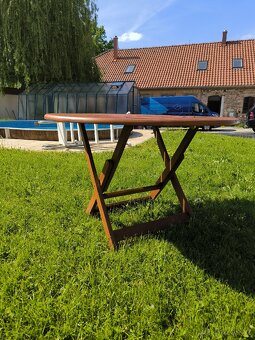 Skládací venkovní stůl - 5