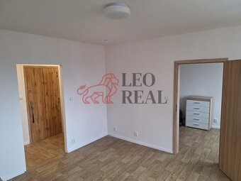 Světlý byt v OV 2+1 po kompletní rekonstrukci, 45 m², 4patro - 5
