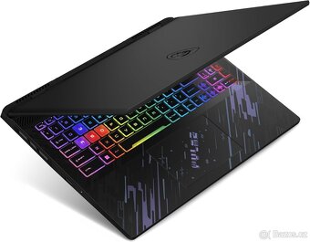 240HZ 16"_MSI PULSE 16 AI C1V_U7-155H_32GB_RTX 4070 8GB - 5