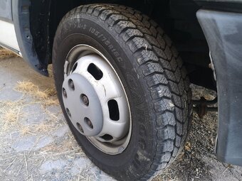Prodám iveco Daily s vlekem - 5