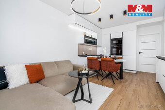 Prodej bytu 3+kk, 52 m², Hradec Králové, ul. třída SNP - 5