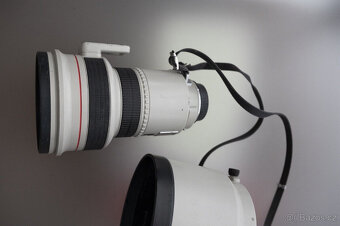 Ultrazvukový teleobjektiv Canon EF 200 mm 11,8L USM EF 1,820 - 5