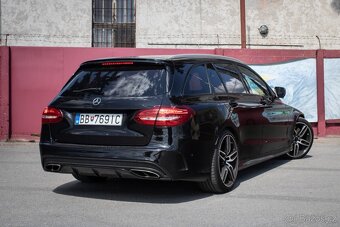 Mercedes-Benz C 450 AMG 270kW - 5