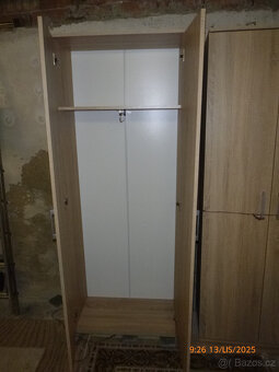 Prodám šatní skříně - 5
