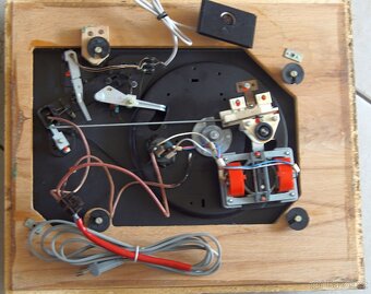 TESLA gramofon šasi - 3 kusy, cena za vše dohromady - 5