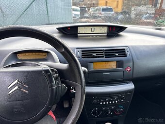 Citroen C4 1.6 i - 5
