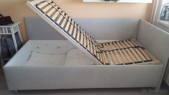 Čalouněná postel s úložným prostorem - 5