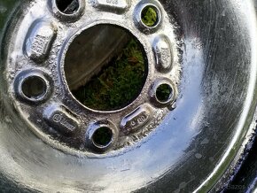 Bridgestone 195/65R15.  5x108 - 5