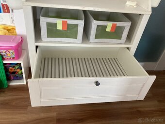 Prebalovaci pult Ikea Sundvik + prislusenstvi - 5