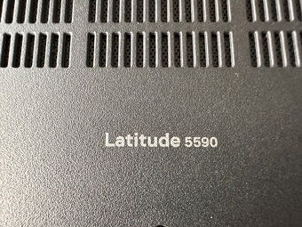 Dell Latitude 5590 - 5