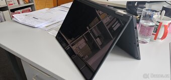 Lenovo ThinkPad X380 Yoga - 5