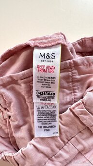 Fešácké kraťásky M&S, vel. 104 - 5